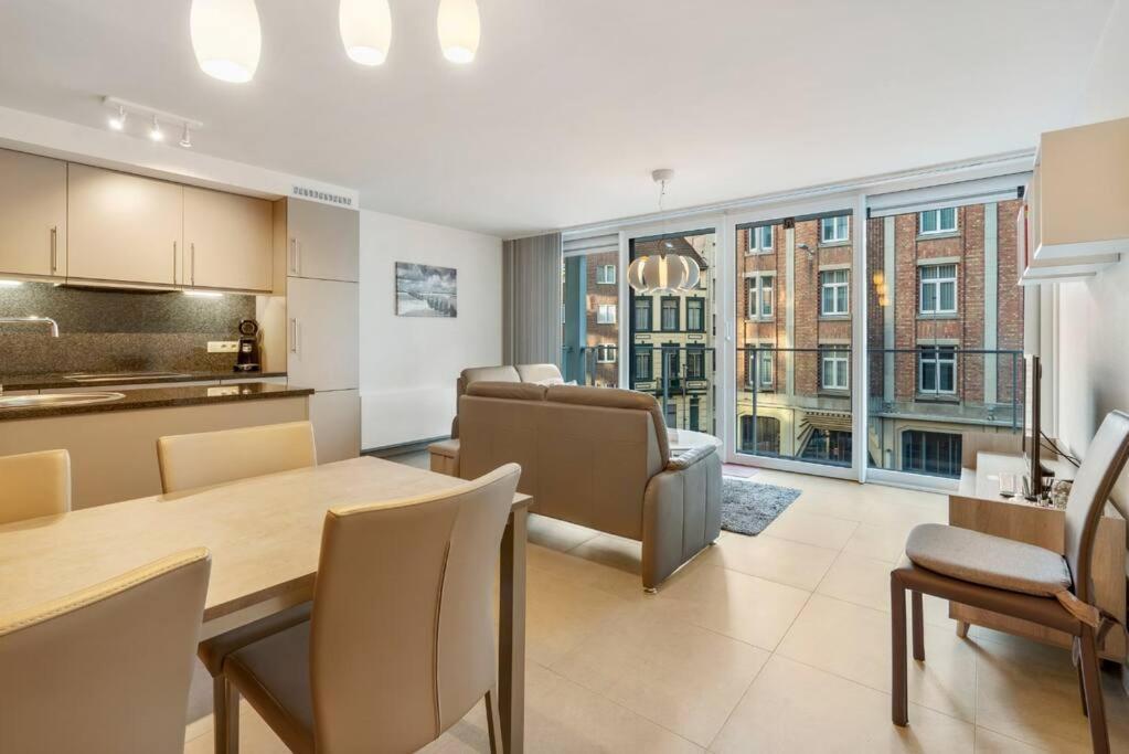 Resedentie Prado Apartment Остенде Екстериор снимка